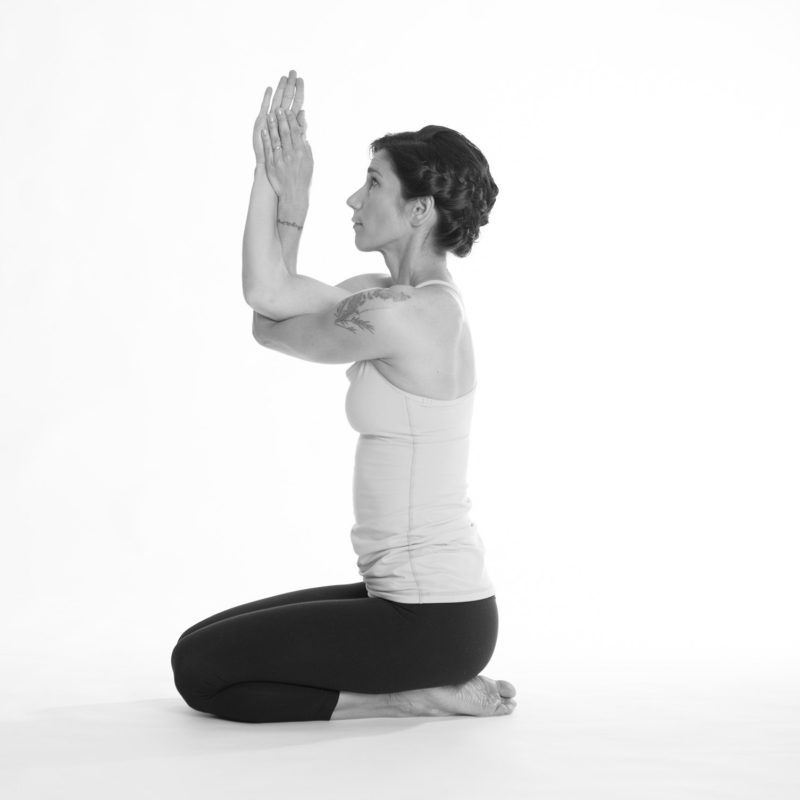 5 Insanely Simple Yoga Exercises To Help Open Tight Shoulders ...